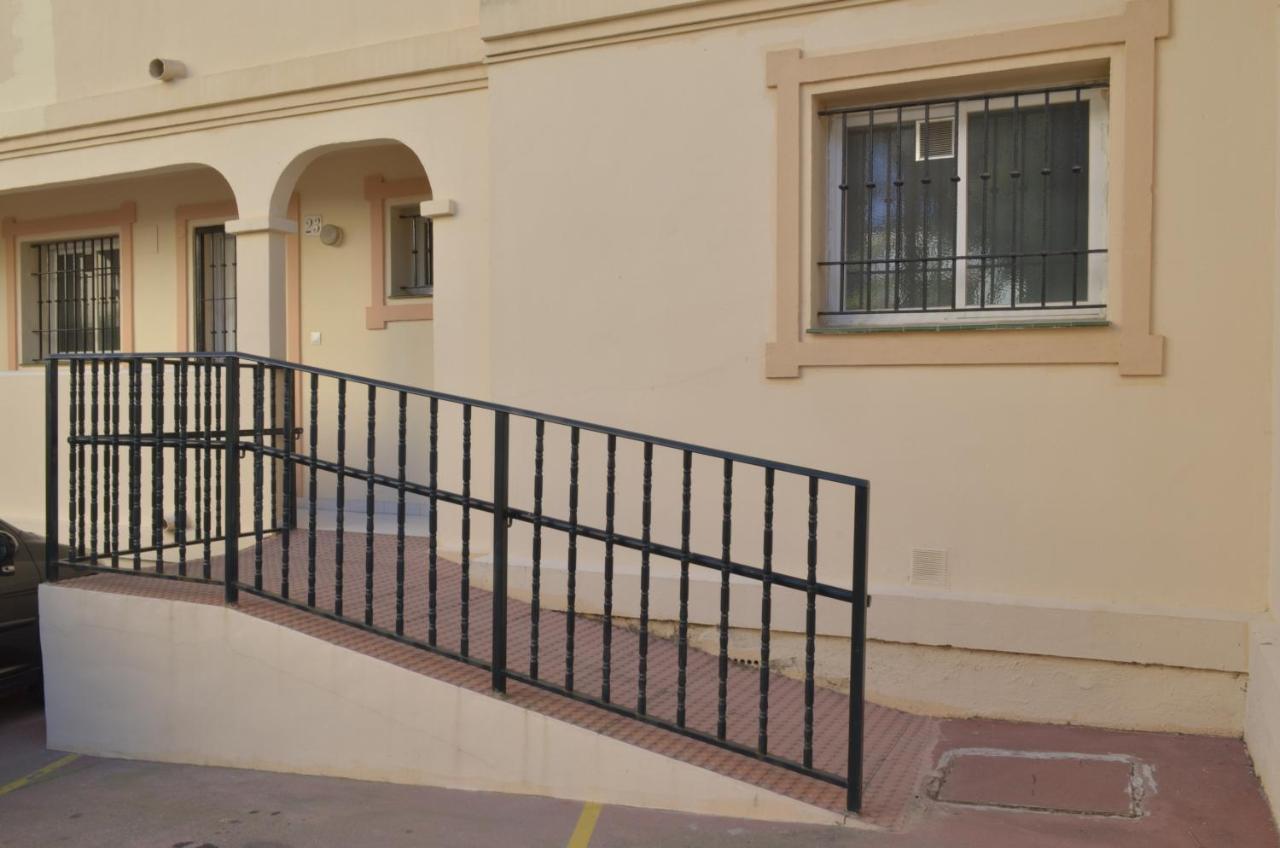 Ferienwohnung Carihuela Un Dormitorio Junto Al Mar Torremolinos Exterior foto